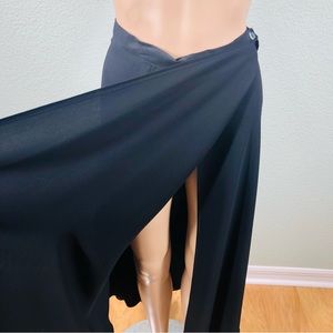 The Limited black chiffon type long skirt Sz 4